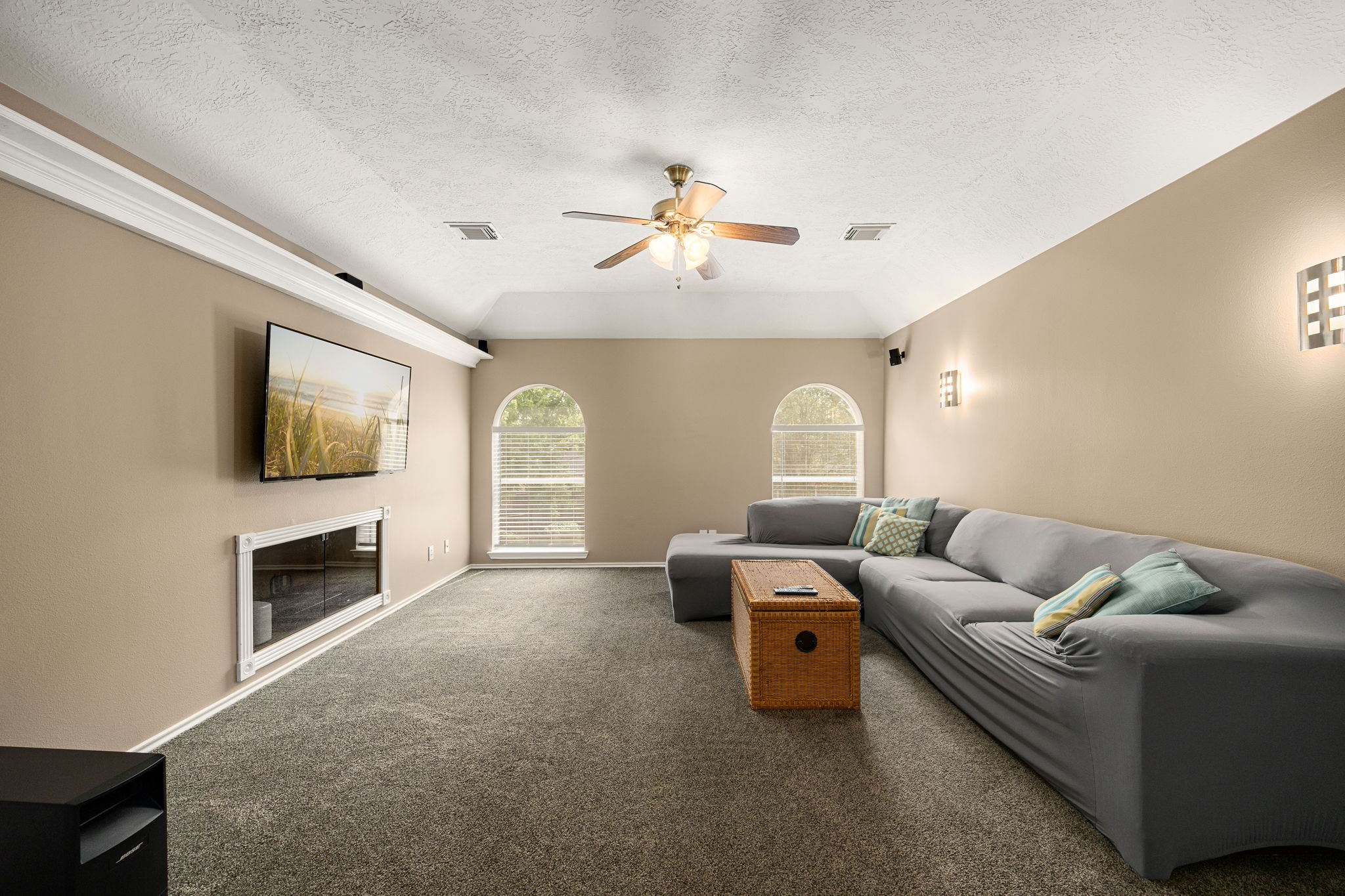 1427 Queens Bay Drive Property Photo 13