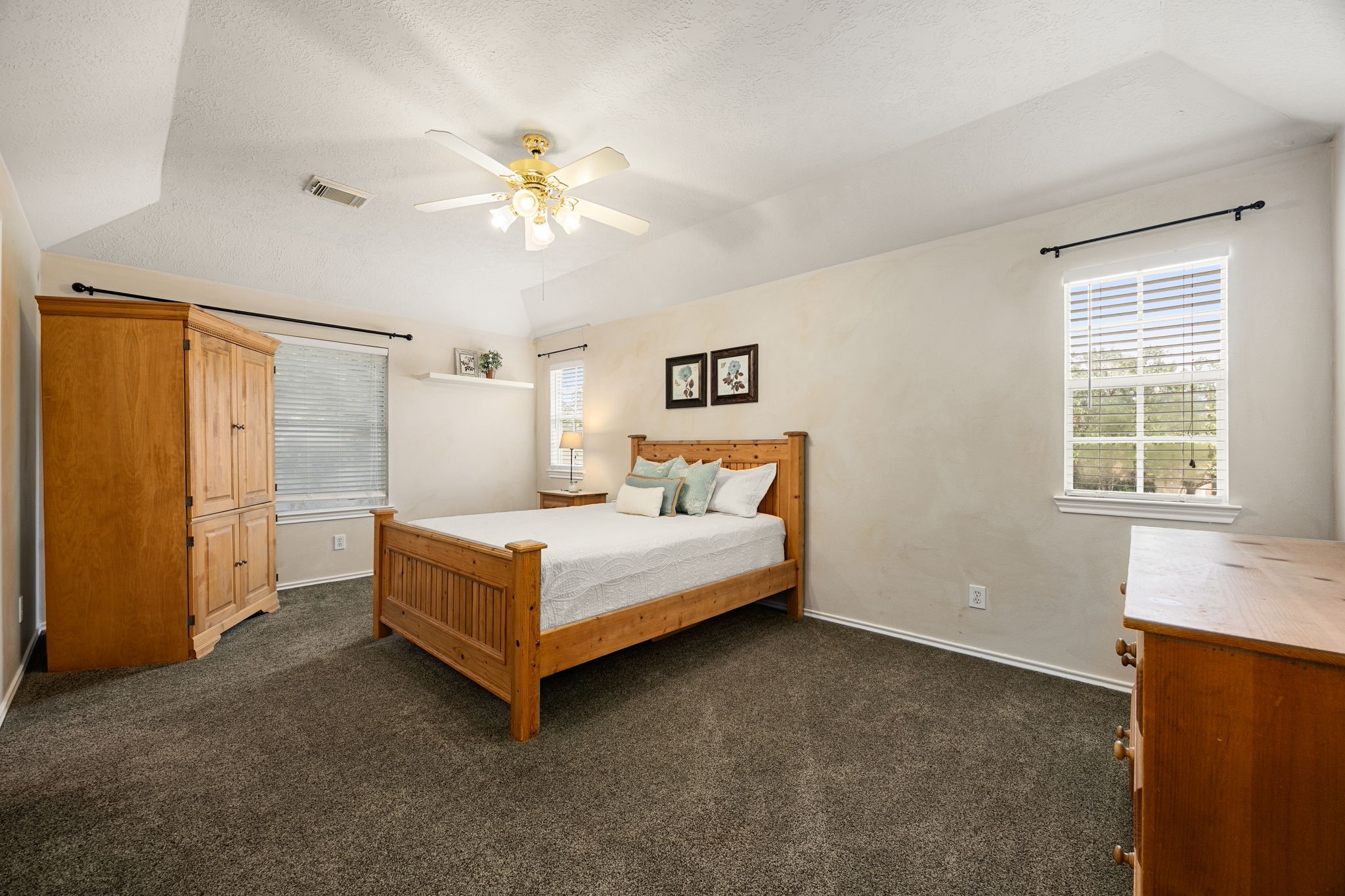 1427 Queens Bay Drive Property Photo 14