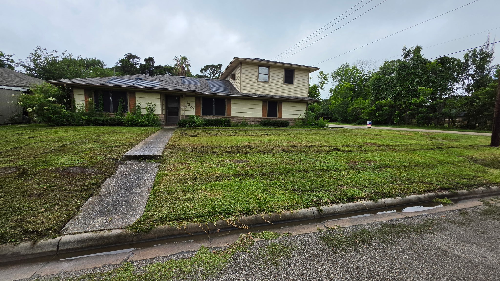 1301 Olive Street Property Photo