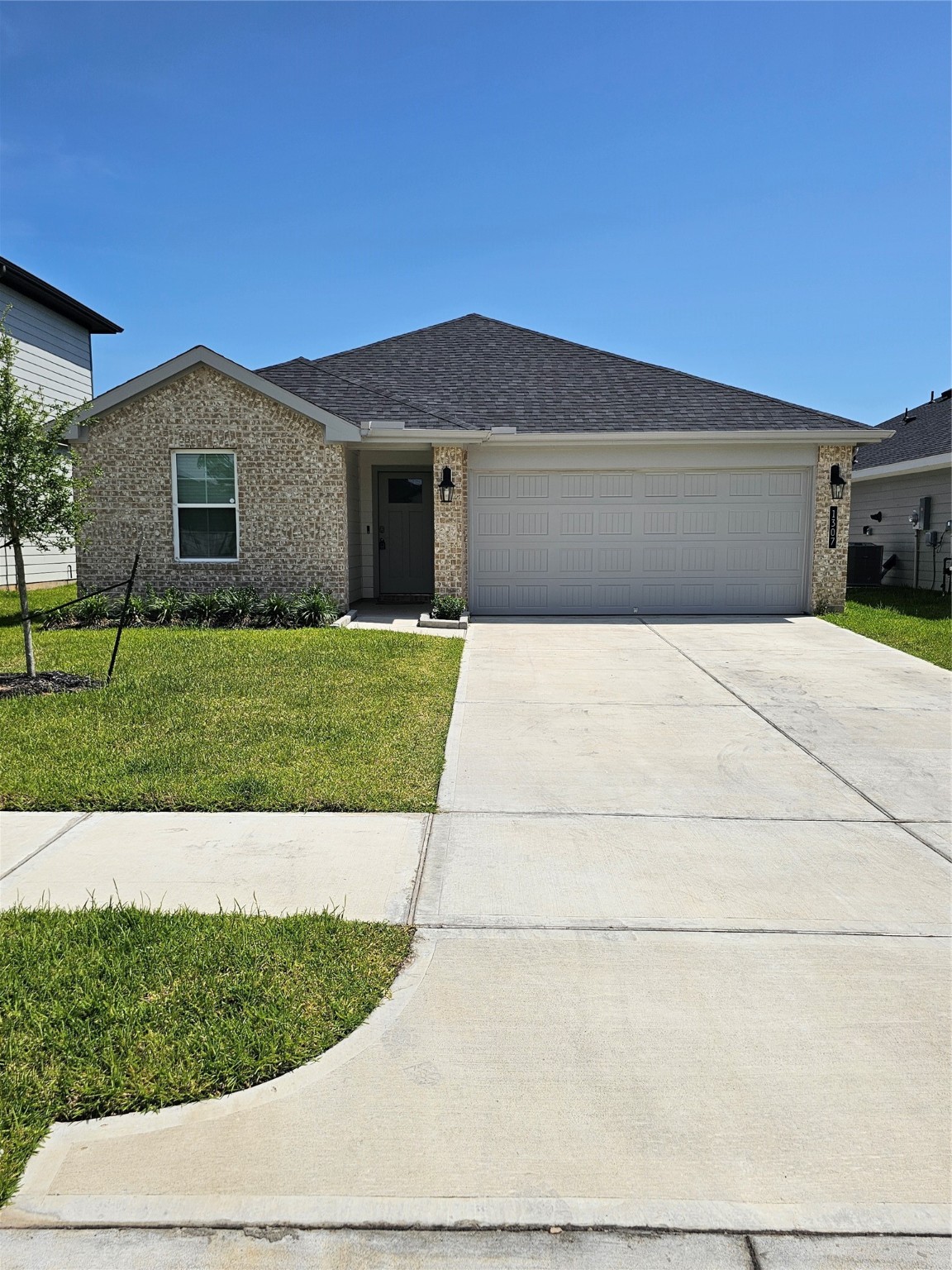 1307 Ricasoli Drive Property Photo 1