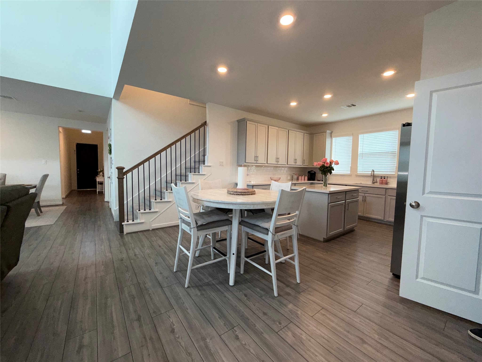 2412 Elliott Shore Lane Property Photo 13