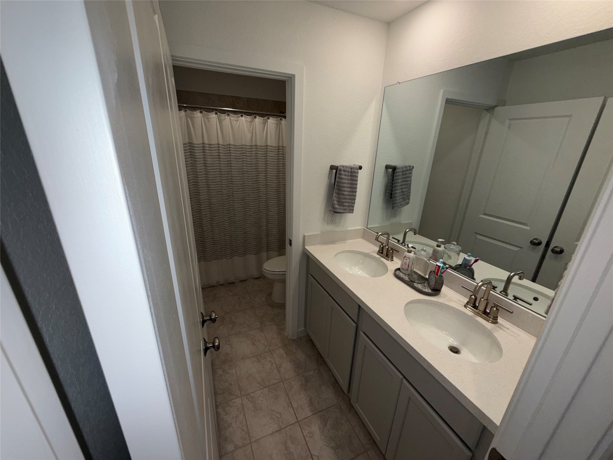 2412 Elliott Shore Lane Property Photo 37