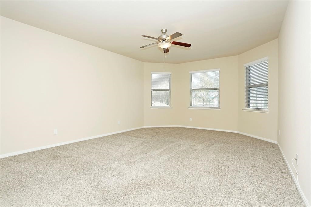 9702 Massanutten Lane Property Photo 12