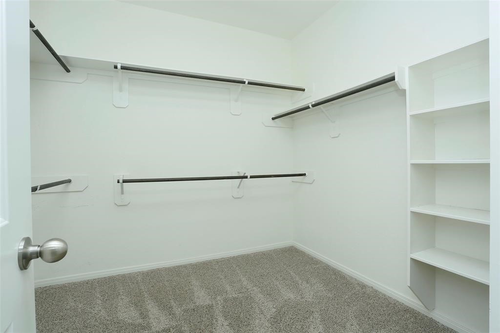 9702 Massanutten Lane Property Photo 18