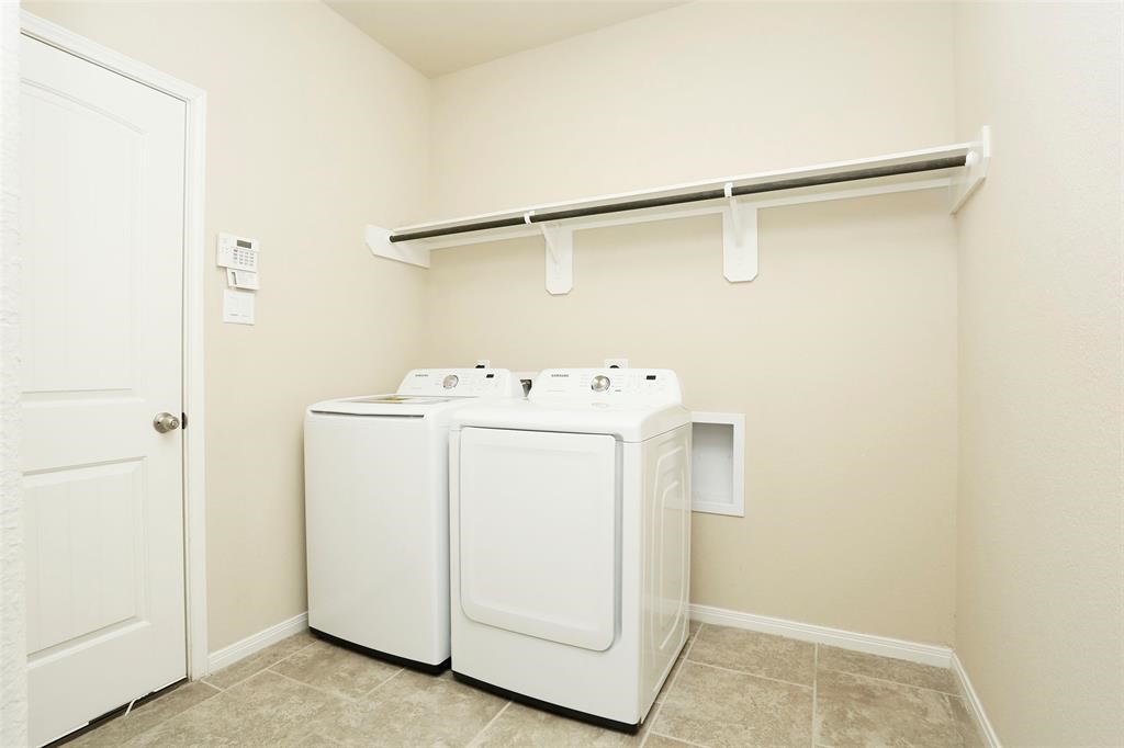 9702 Massanutten Lane Property Photo 19