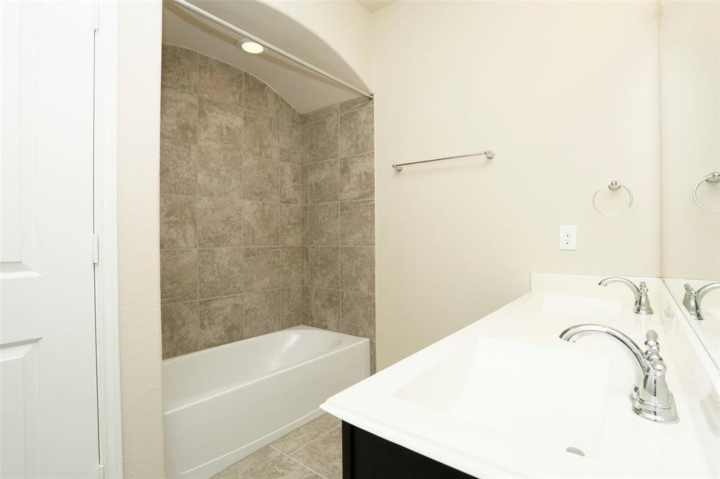 9702 Massanutten Lane Property Photo 29