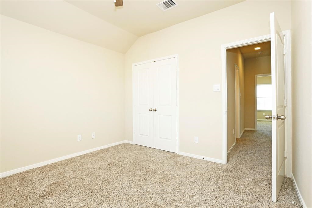 9702 Massanutten Lane Property Photo 32