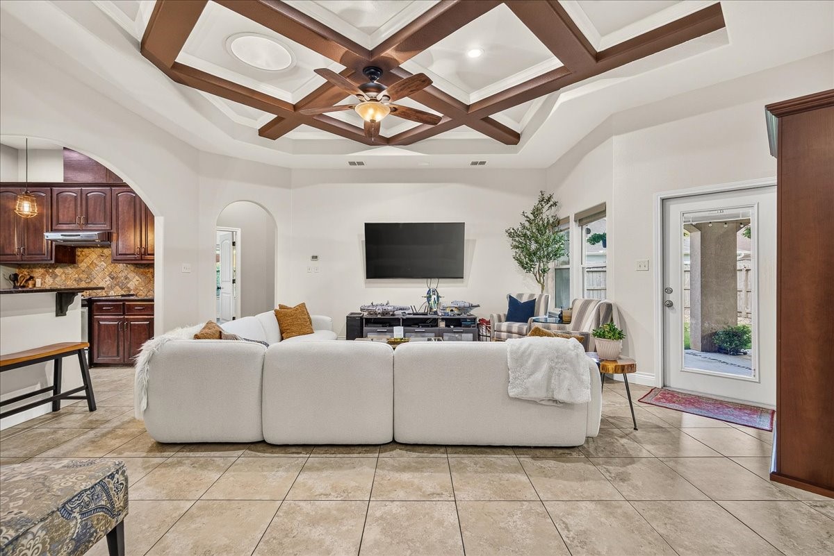 15110 Aquarius Street Property Photo 4