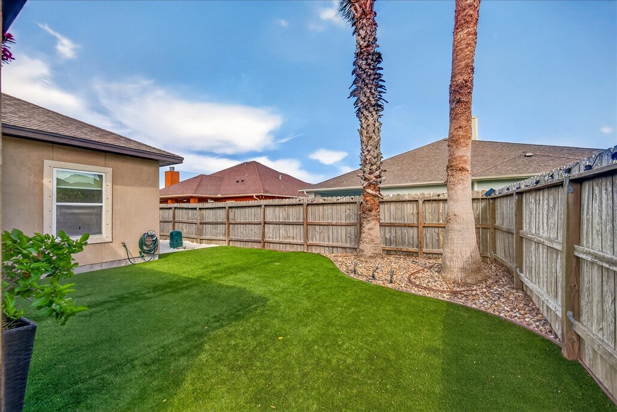 15110 Aquarius Street Property Photo 24