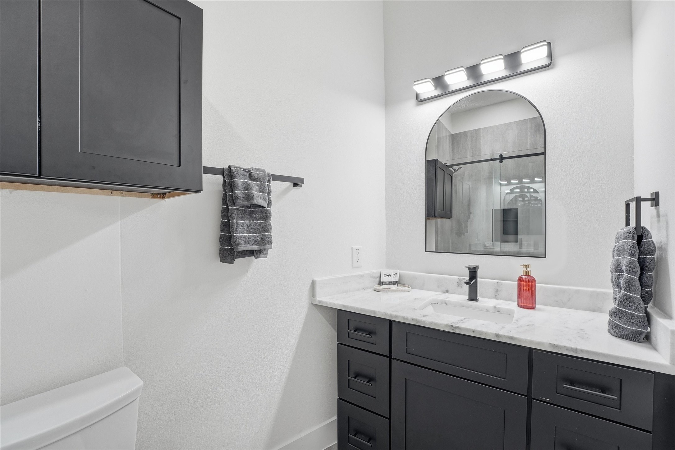 4206 Fox Street Property Photo 21