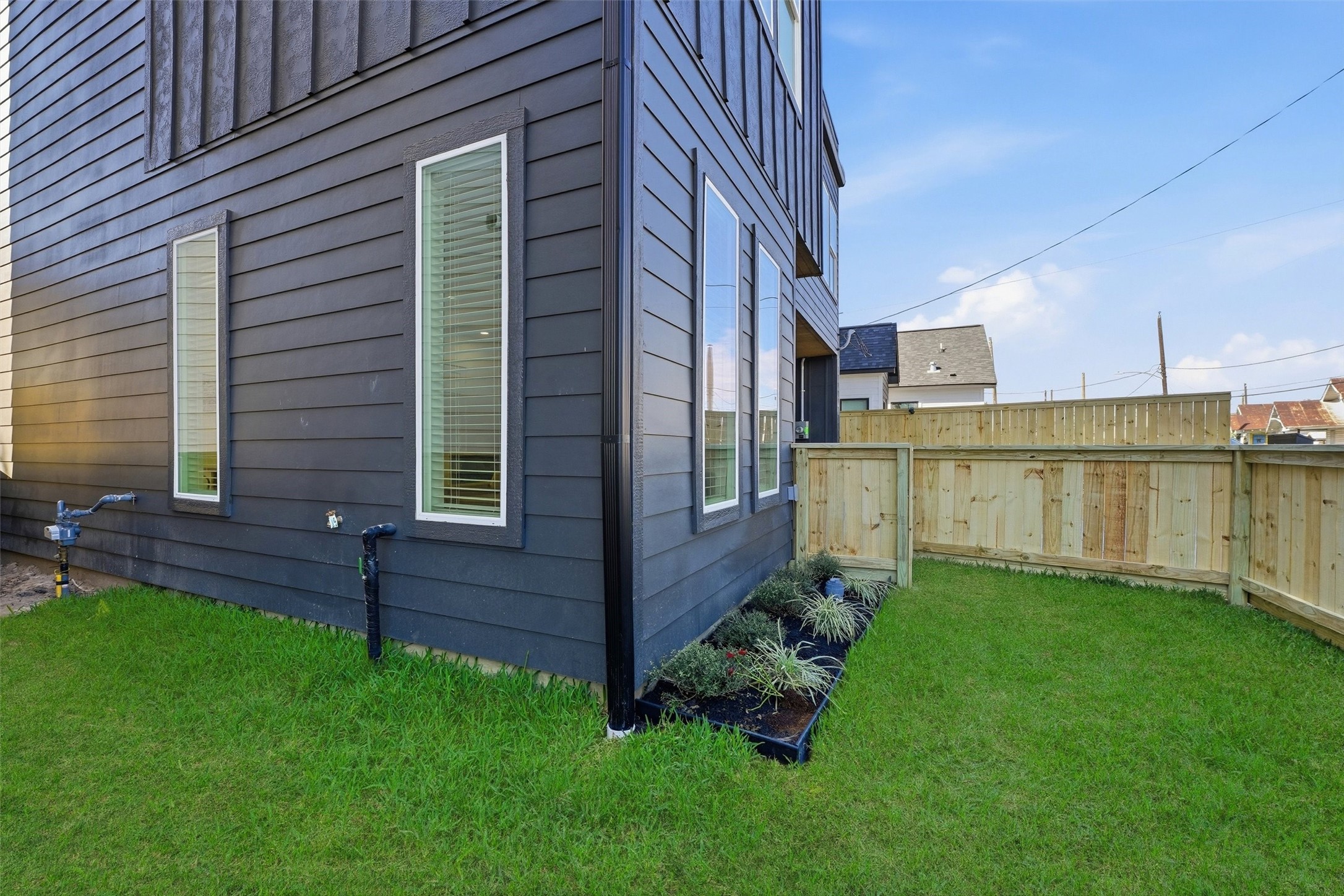 4206 Fox Street Property Photo 27