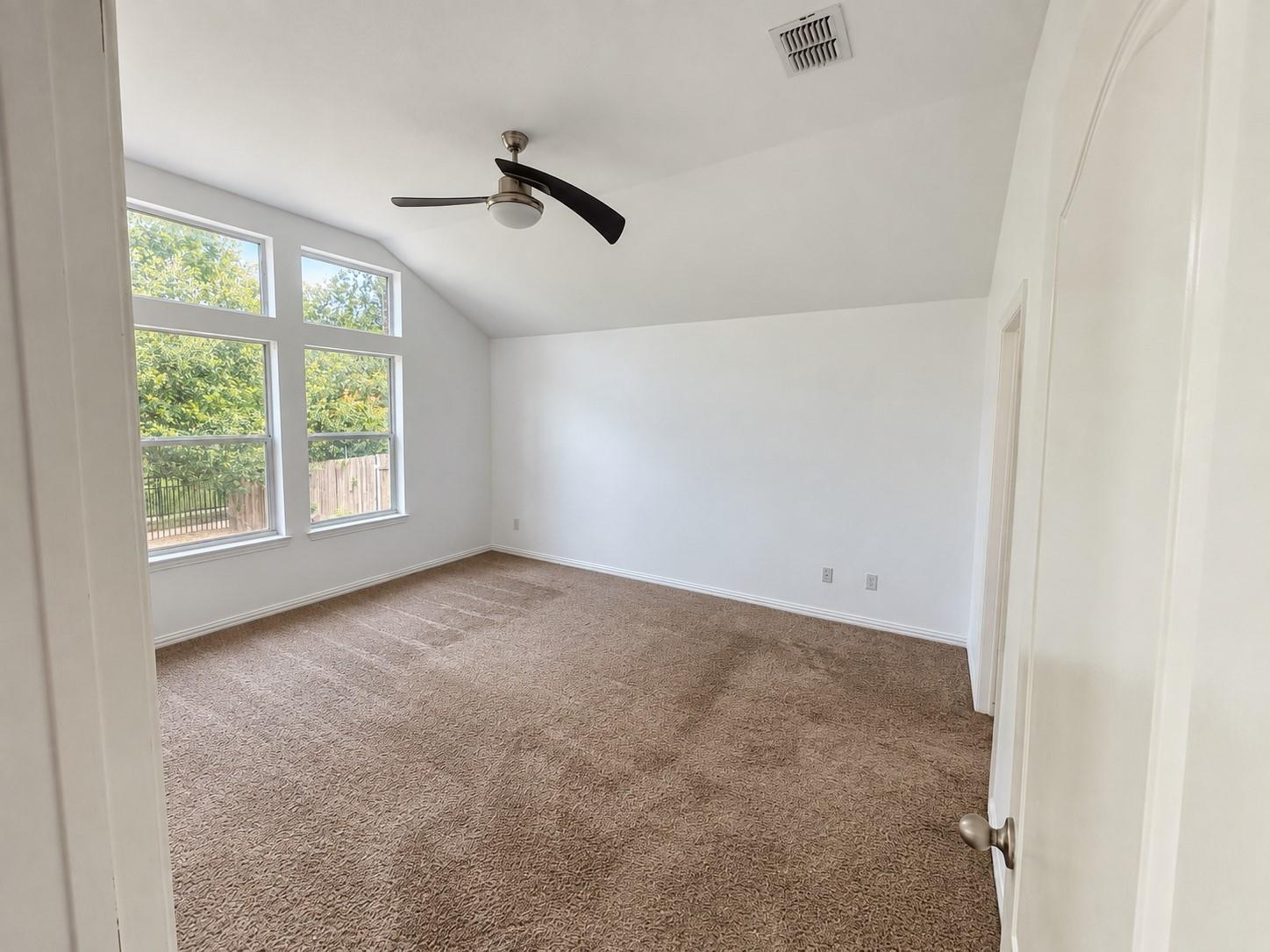 239 Pond View Pass Property Photo 6