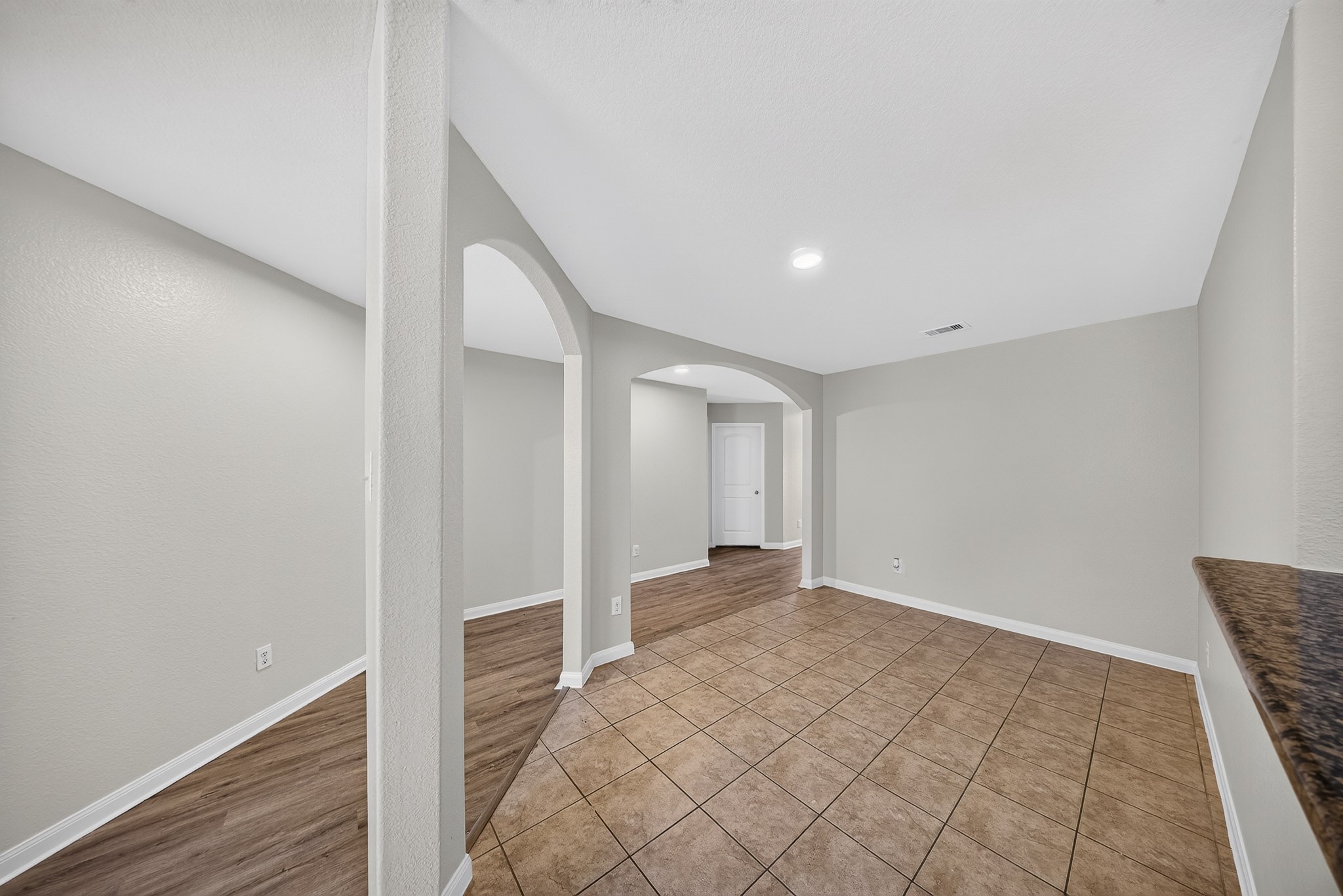 21315 Crimson Orchard Drive Property Photo 8
