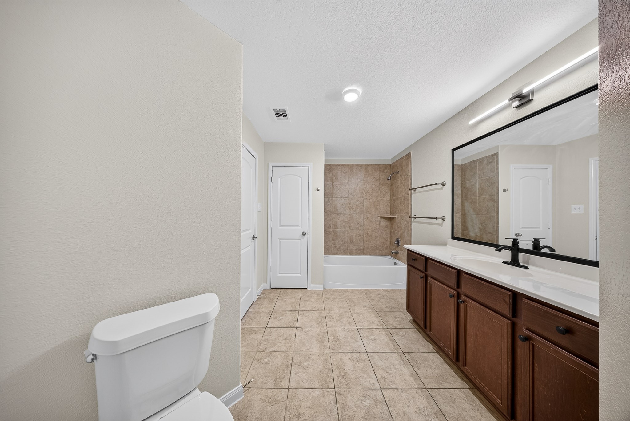 21315 Crimson Orchard Drive Property Photo 12