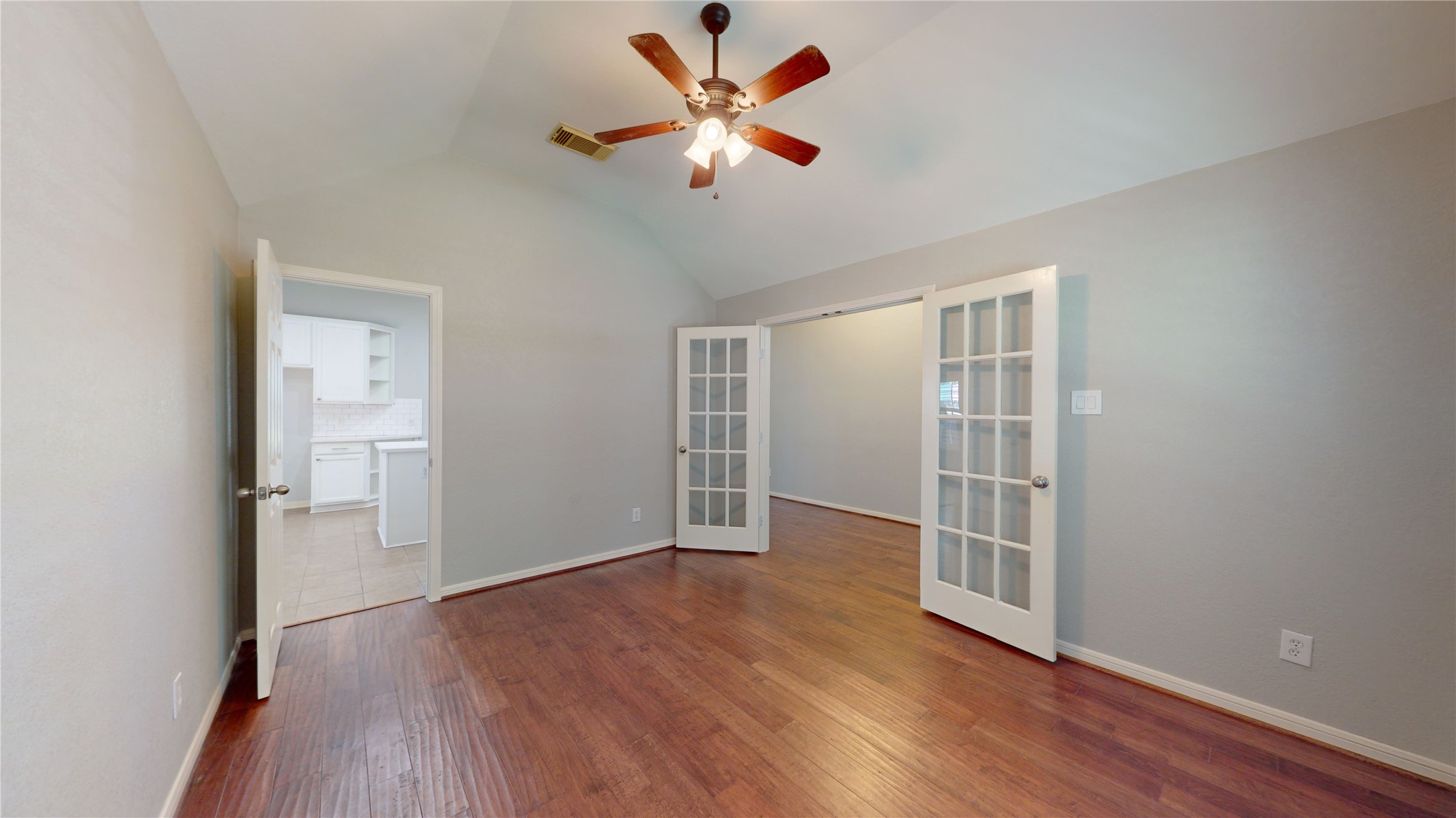 3046 Antler Way Property Photo 5