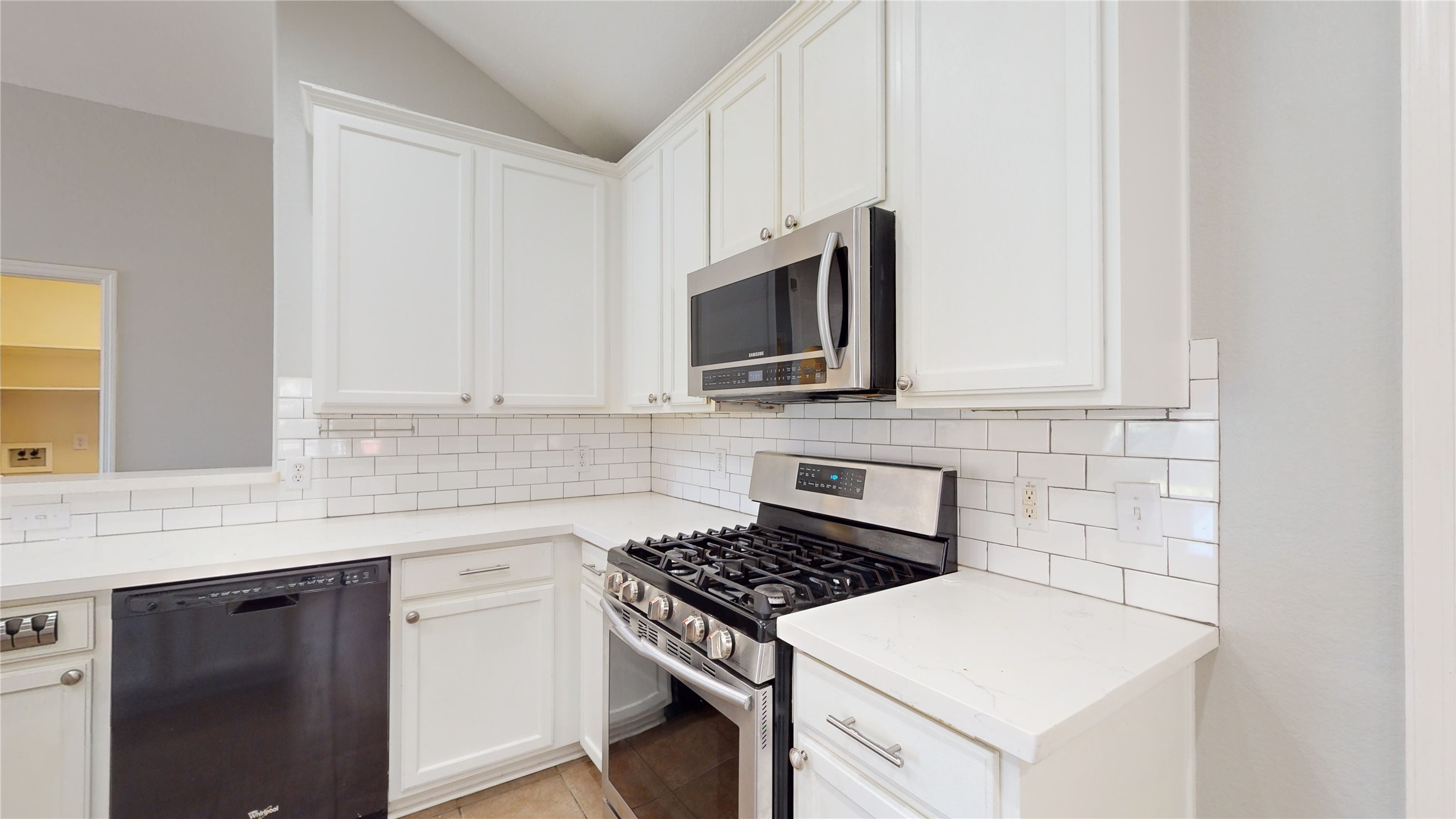 3046 Antler Way Property Photo 7
