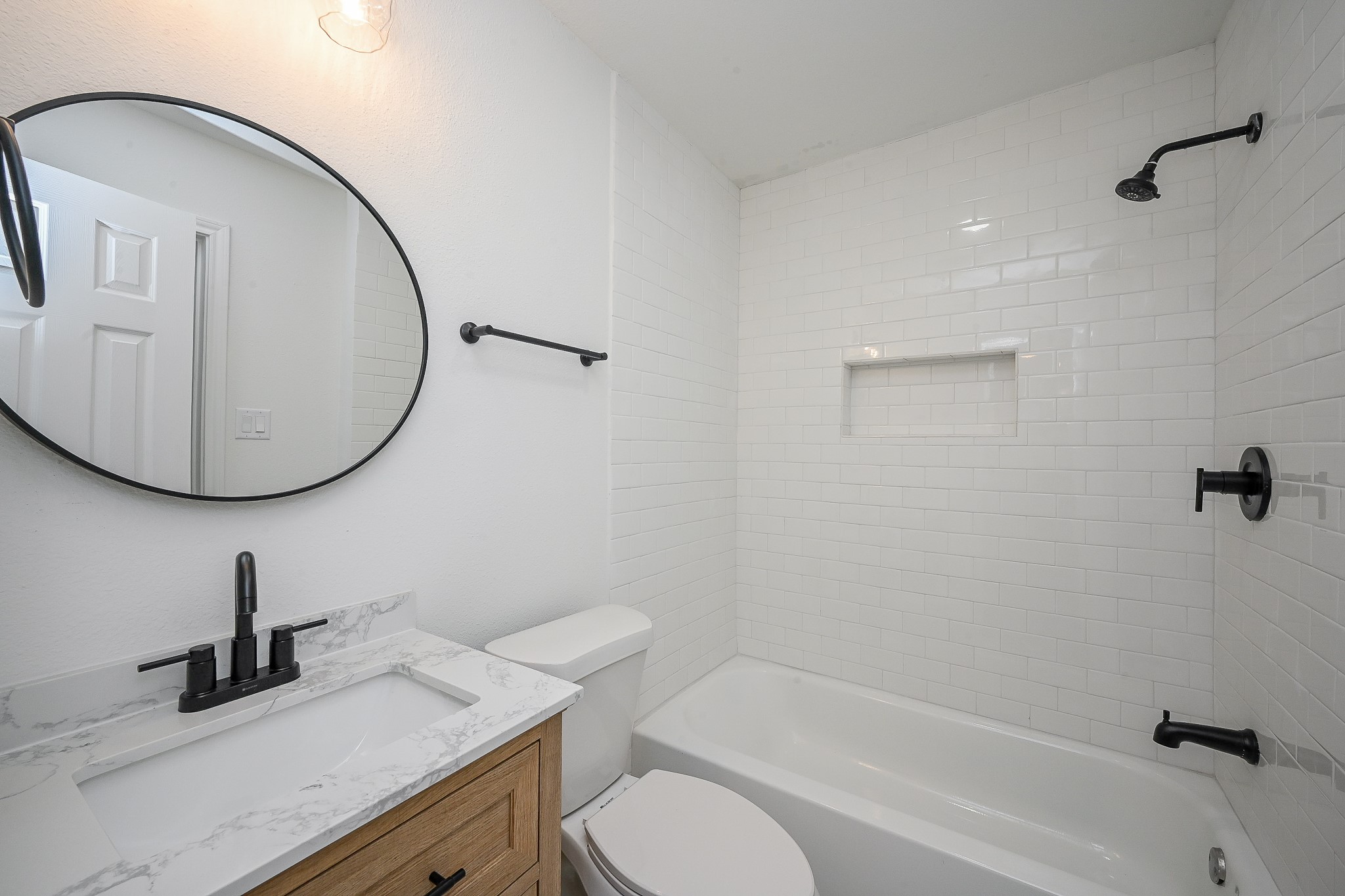 4710 Hershe Street Property Photo 18