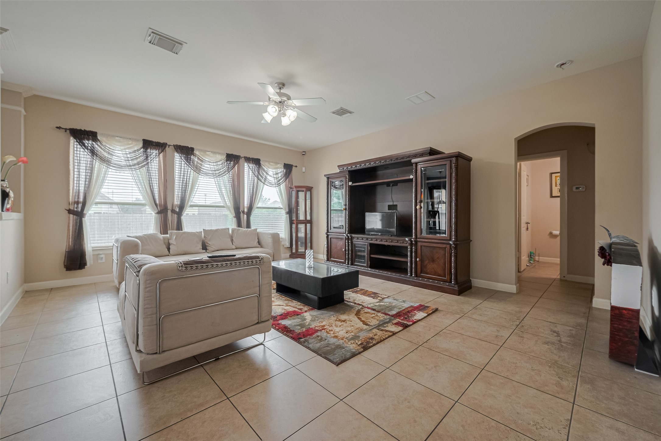 1703 Macclesby Lane Property Photo 7