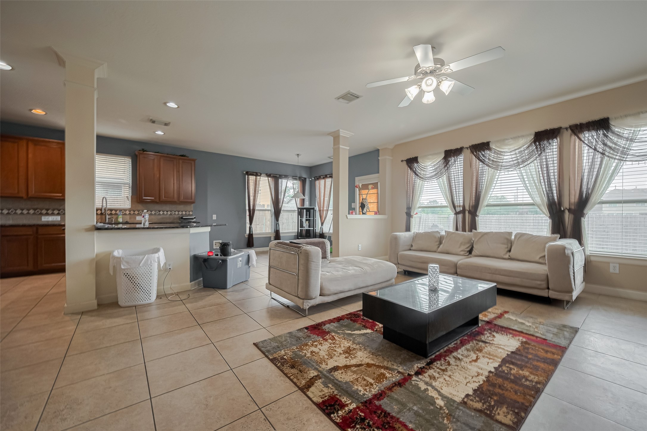 1703 Macclesby Lane Property Photo 8