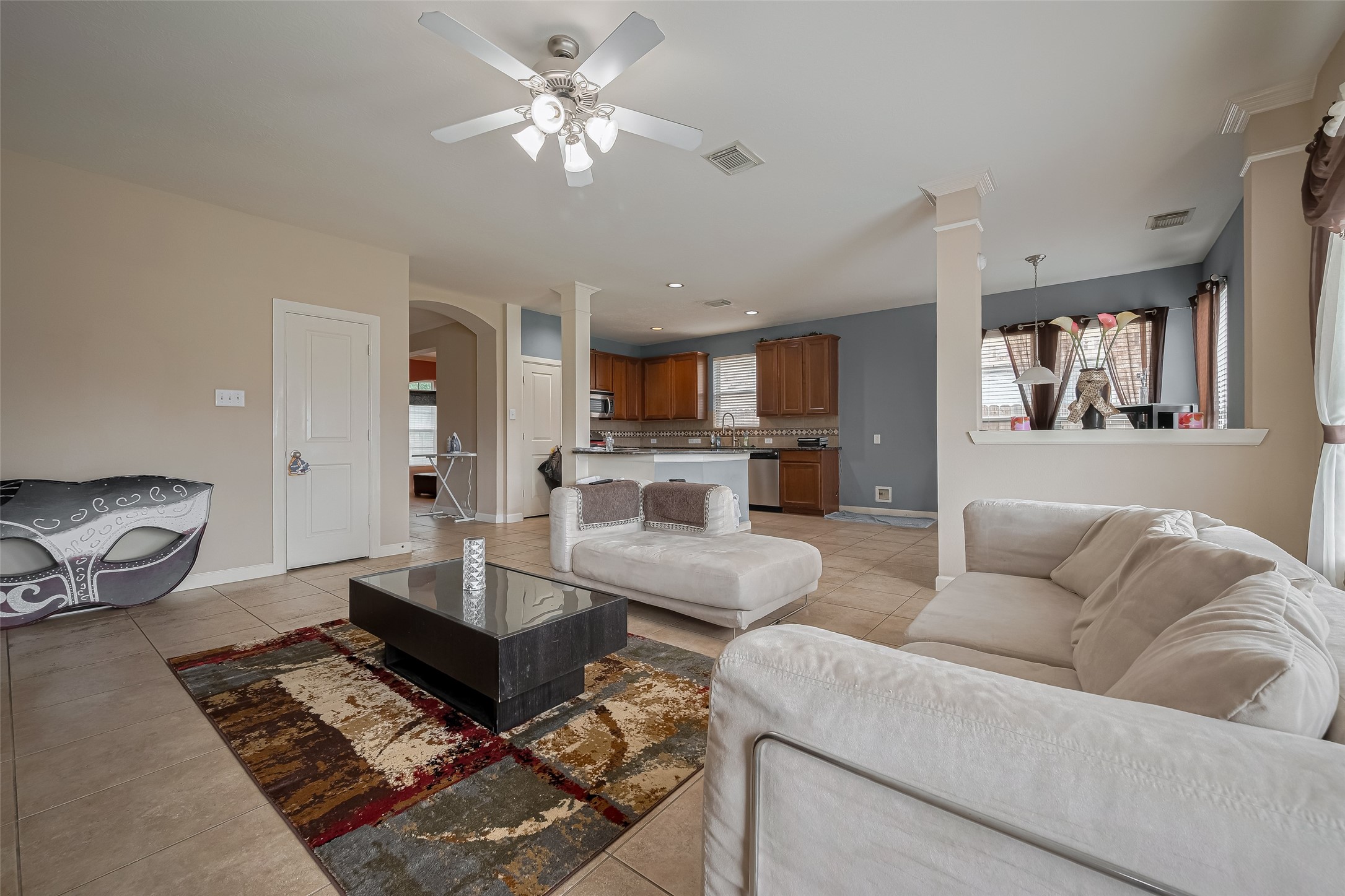 1703 Macclesby Lane Property Photo 9