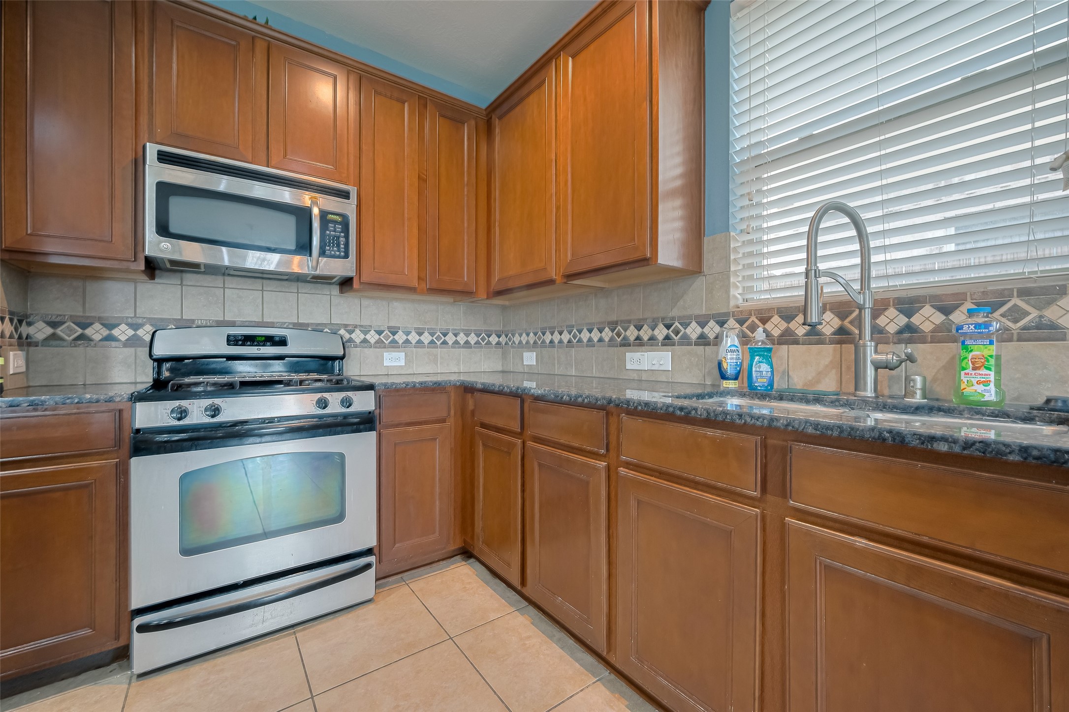 1703 Macclesby Lane Property Photo 13