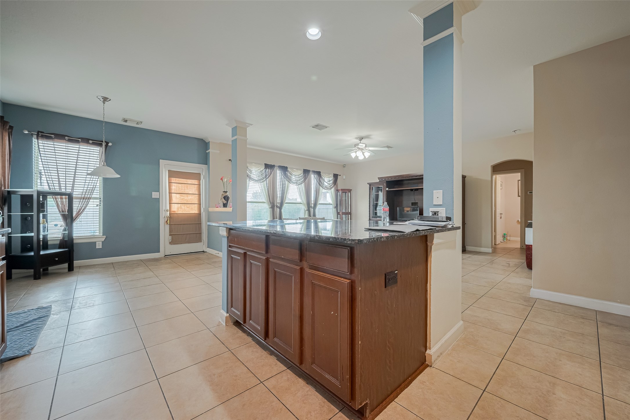 1703 Macclesby Lane Property Photo 14