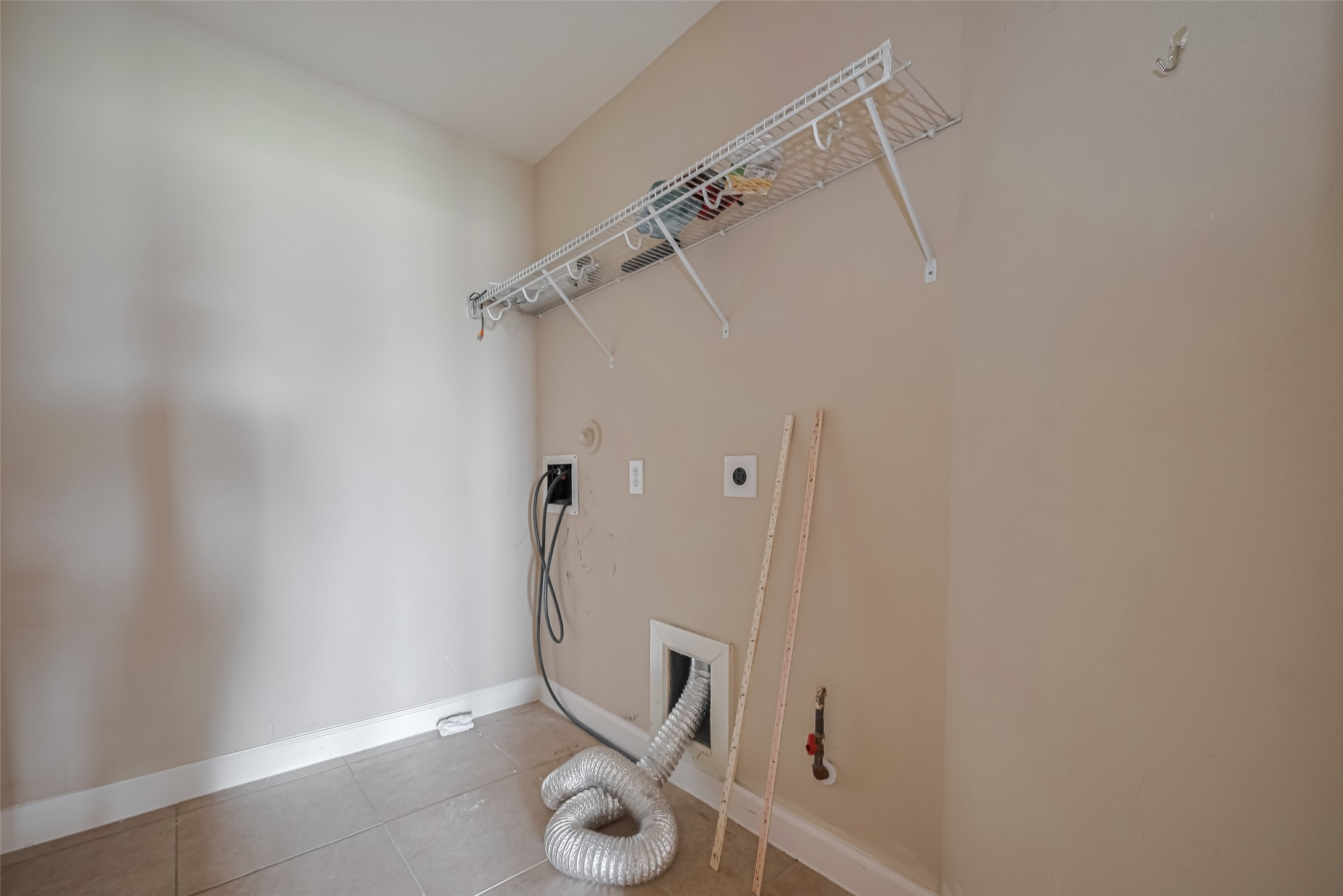 1703 Macclesby Lane Property Photo 16