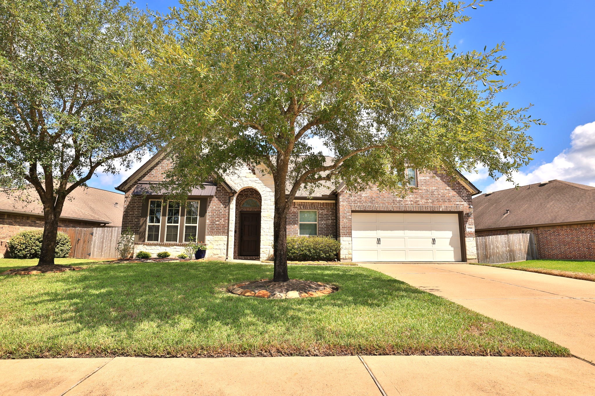 3311 Sunlight Hill Lane Property Photo 1