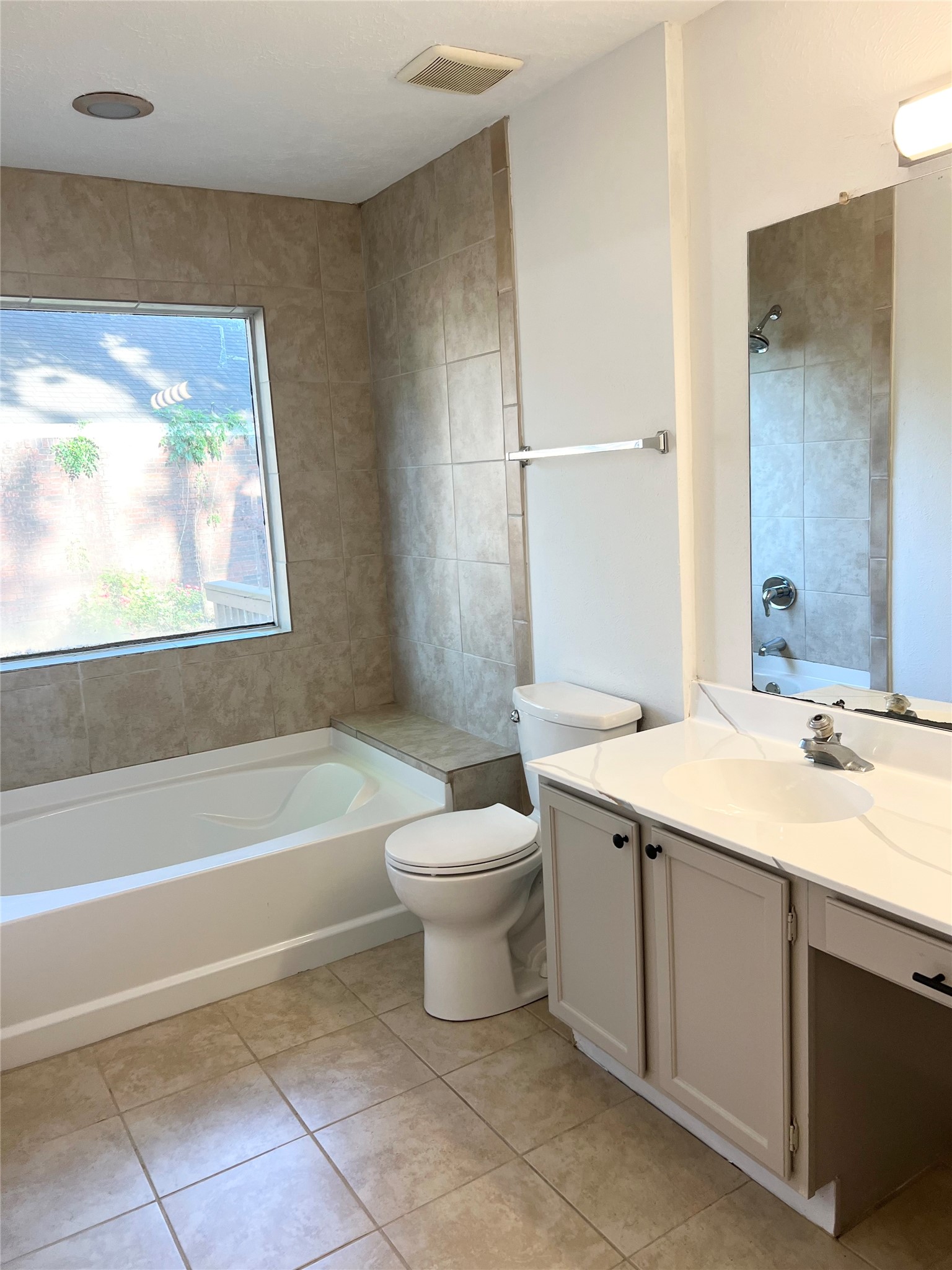 52 Bitterwood Circle Property Photo 16
