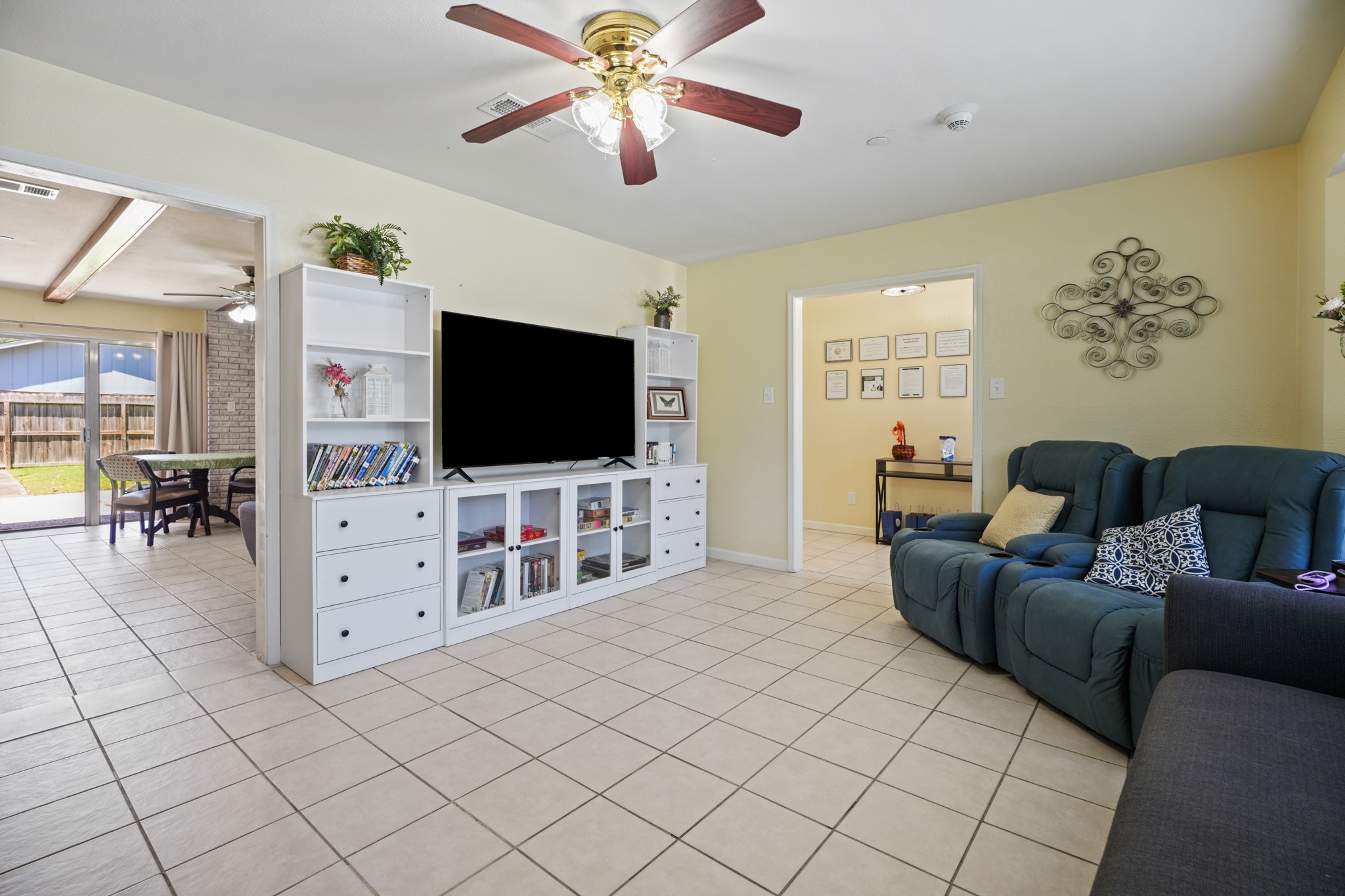1218 S Johnson Street Property Photo 5