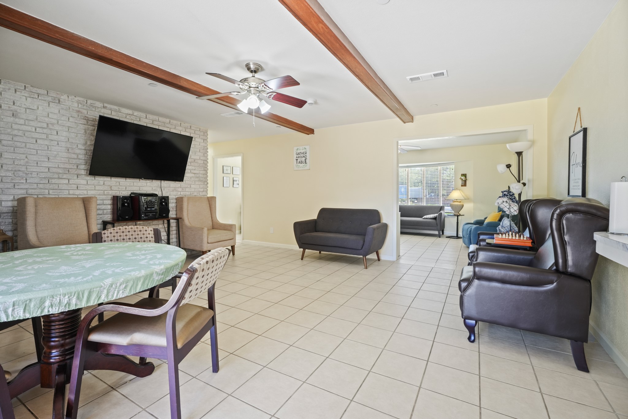 1218 S Johnson Street Property Photo 8
