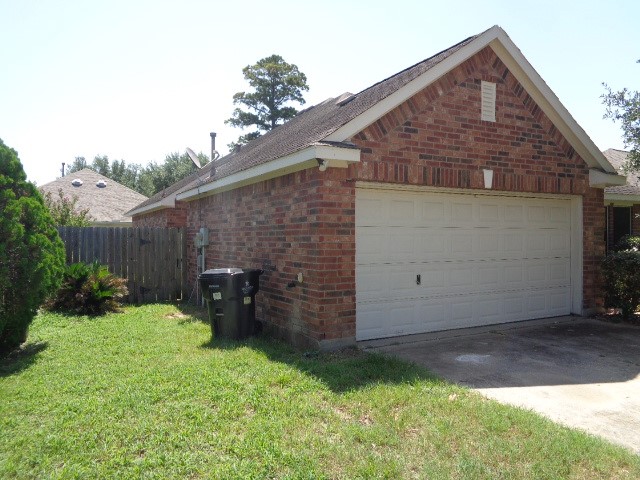 32510 Decker Oaks Drive Property Photo 1