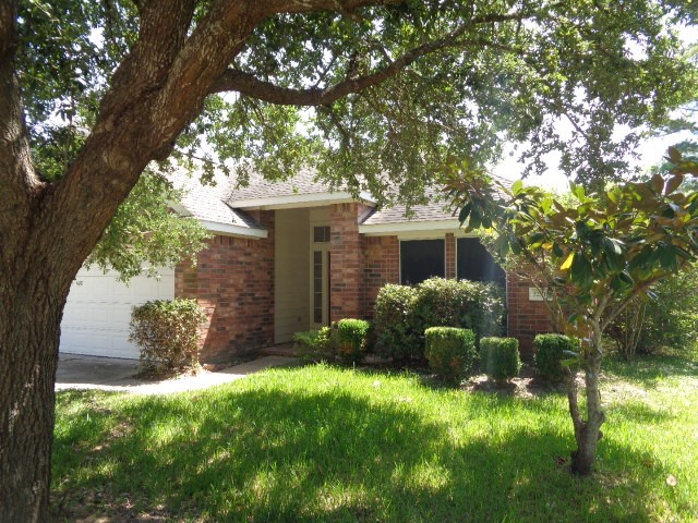 32510 Decker Oaks Drive Property Photo 3