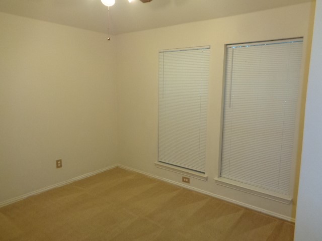 32510 Decker Oaks Drive Property Photo 8