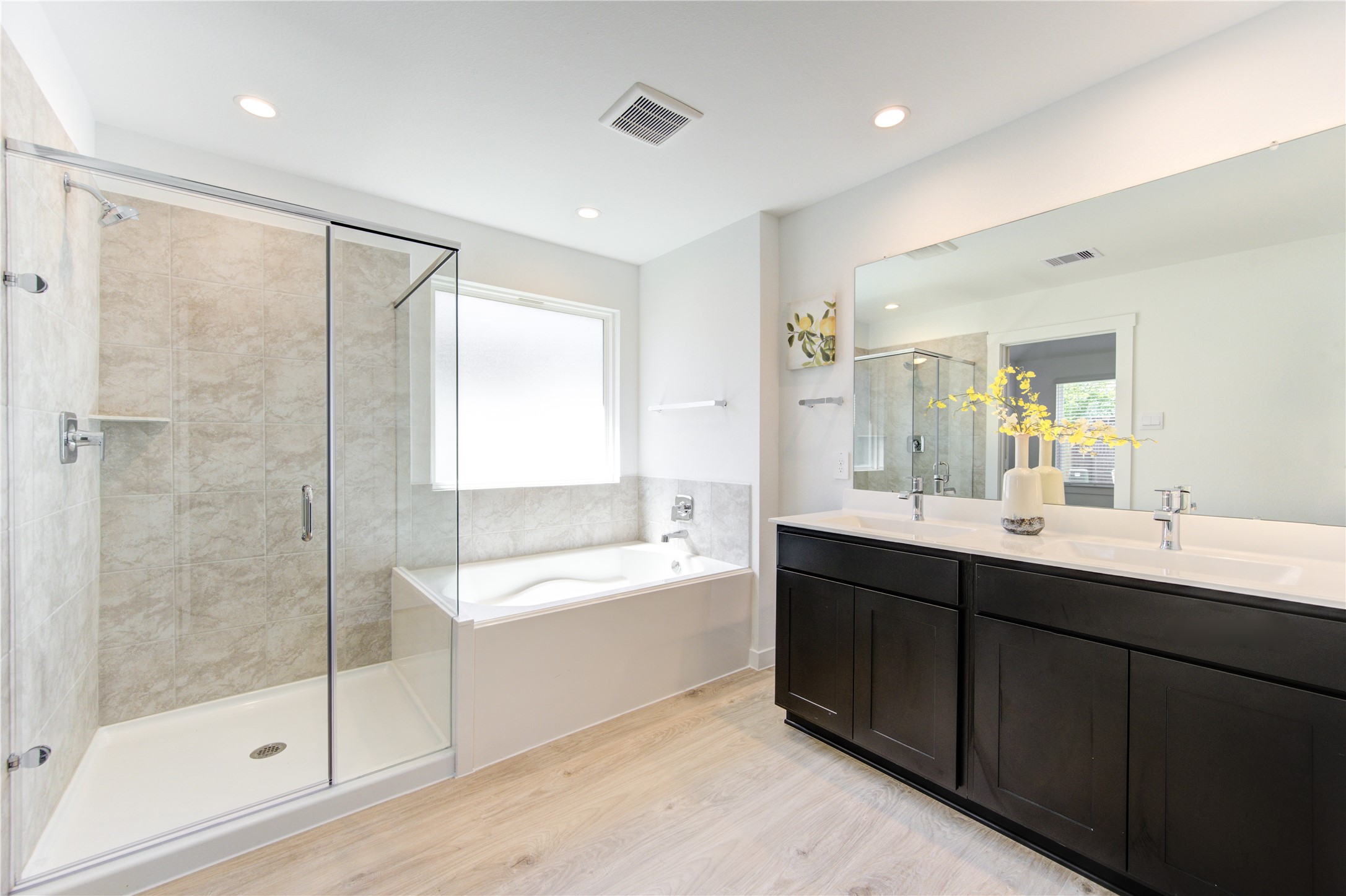 8038 Tropea Drive Property Photo 26