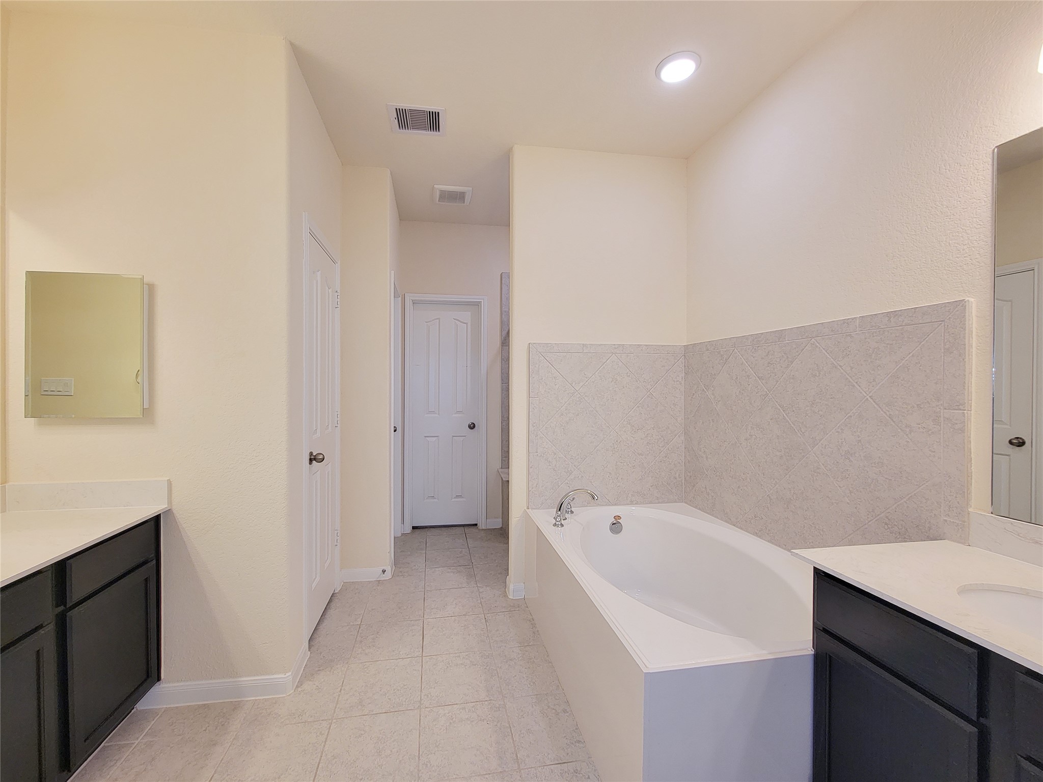 17018 Taffaine Drive Property Photo 24