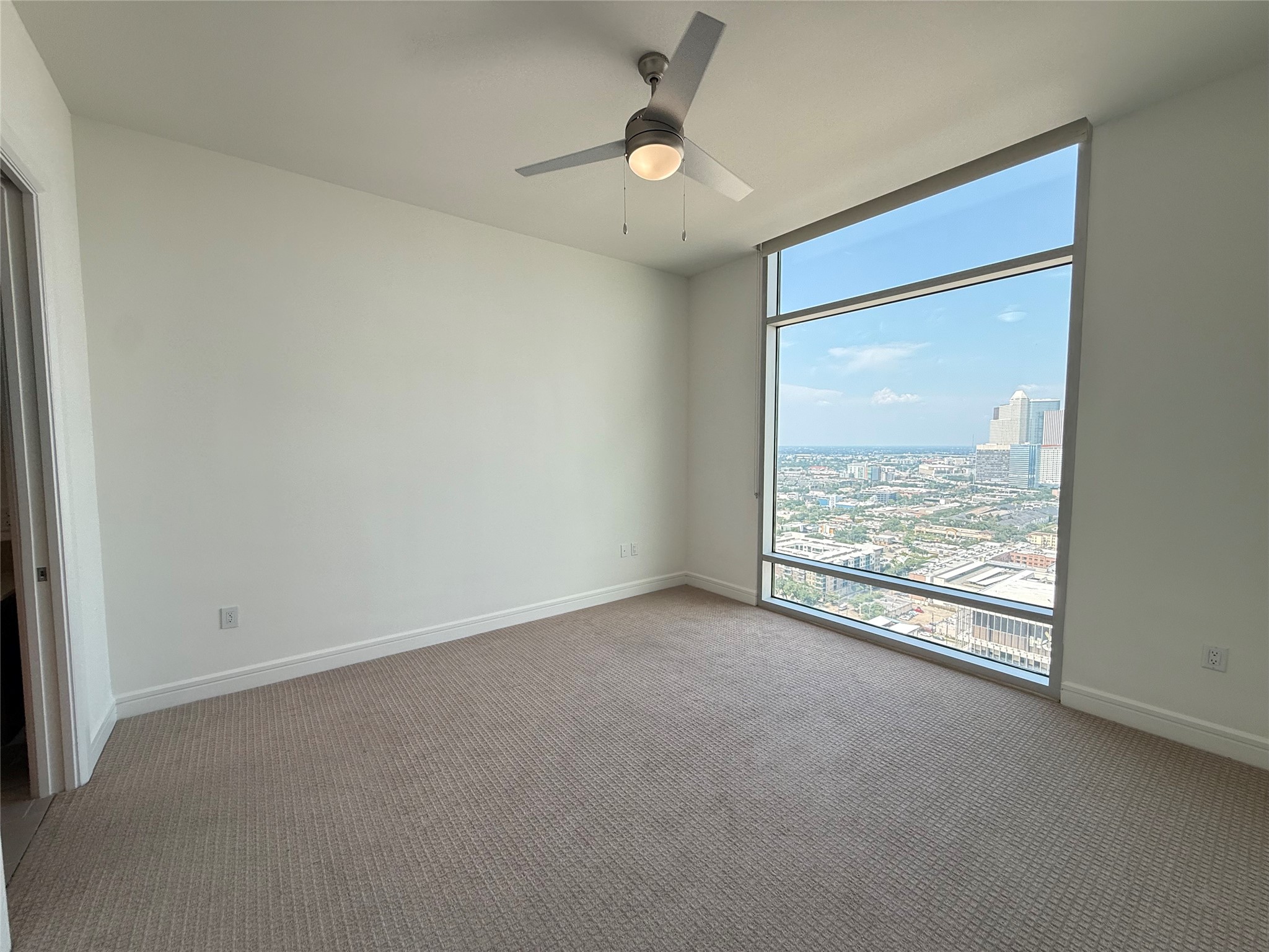 3300 Main St 3006ph Property Photo 6