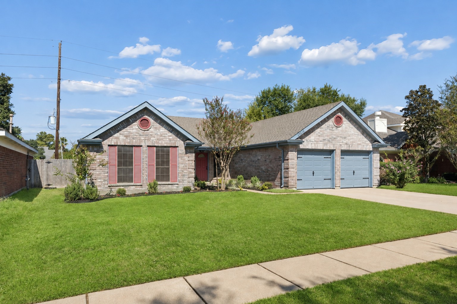 17610 Garnercrest Drive Property Photo 3