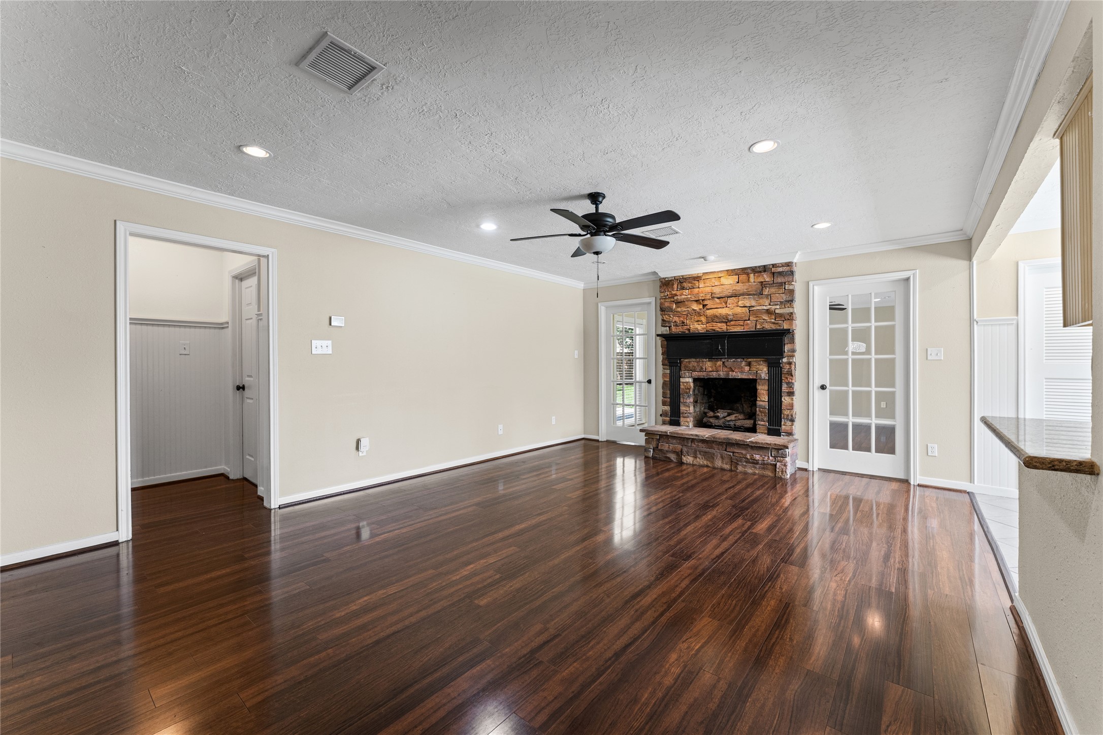 3202 Greenham Court Property Photo 6