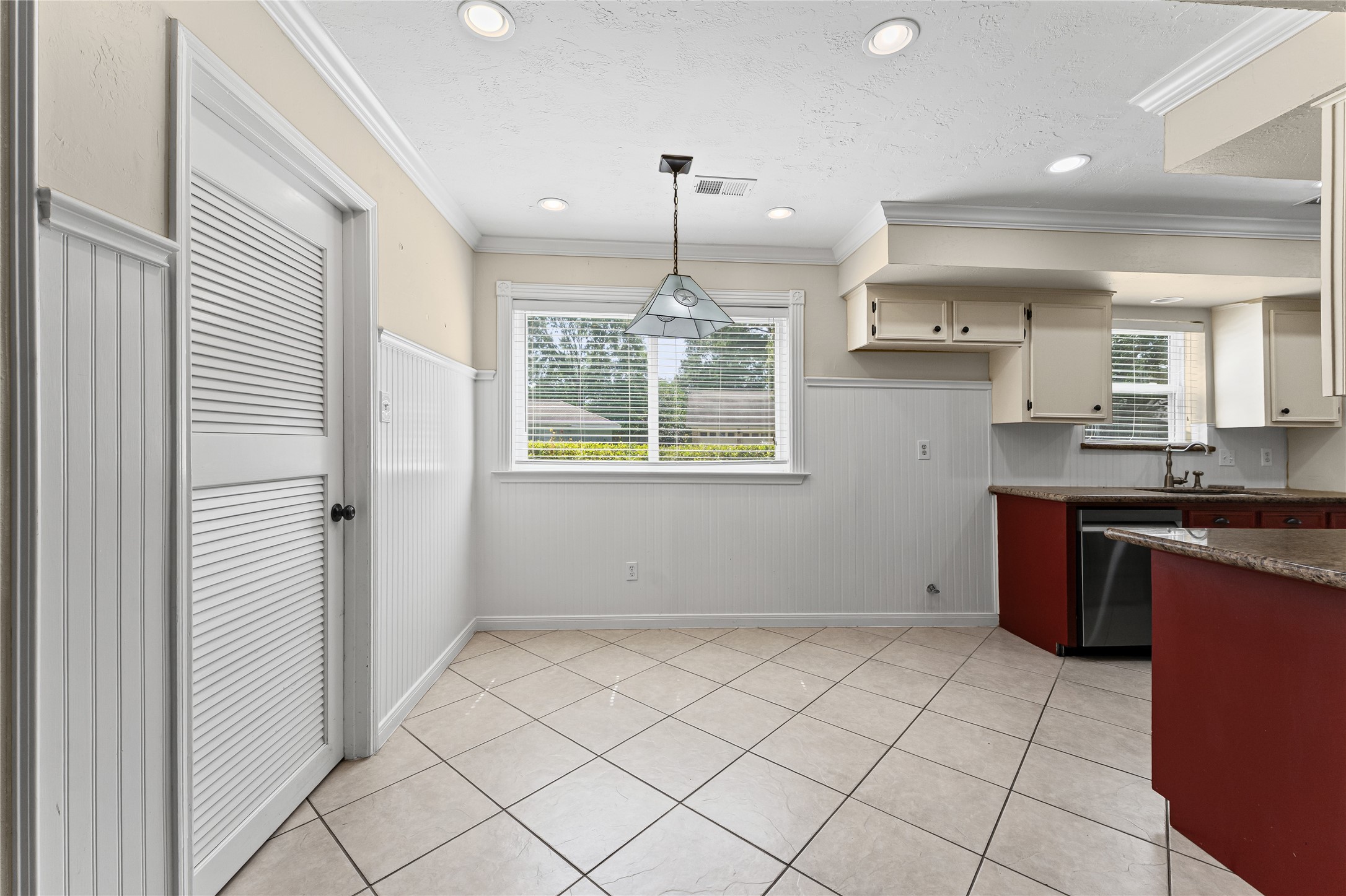 3202 Greenham Court Property Photo 8