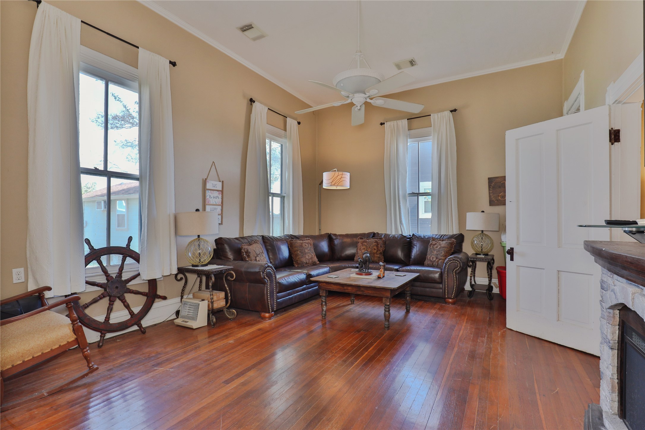 260 Fisher Street Property Photo 11