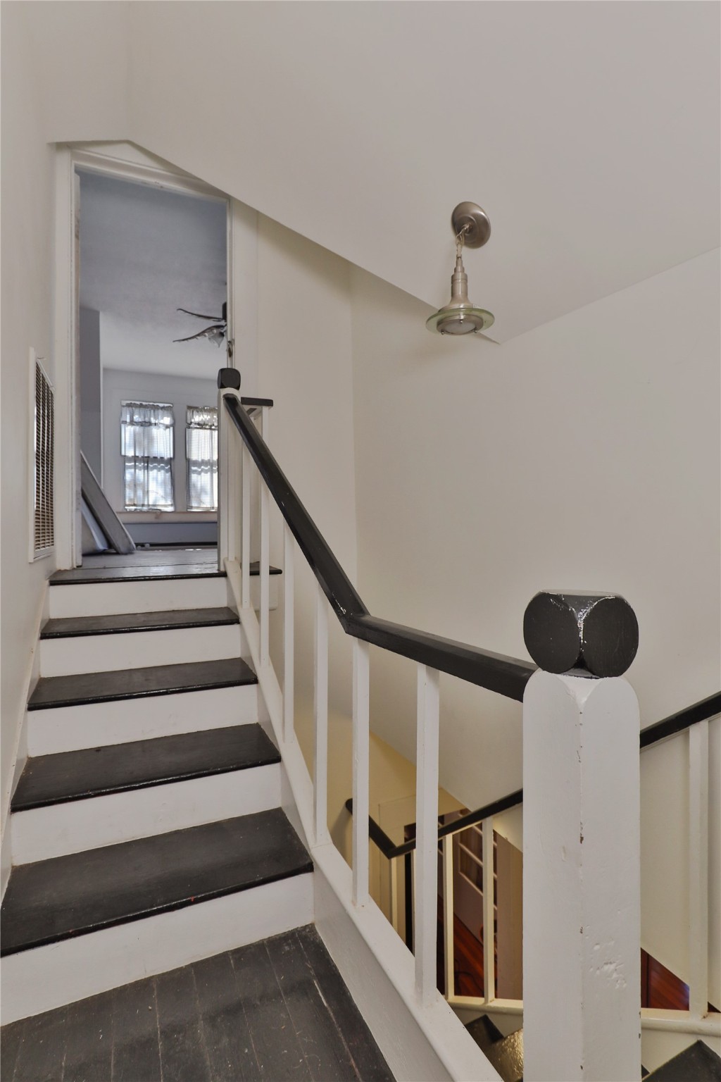 260 Fisher Street Property Photo 26