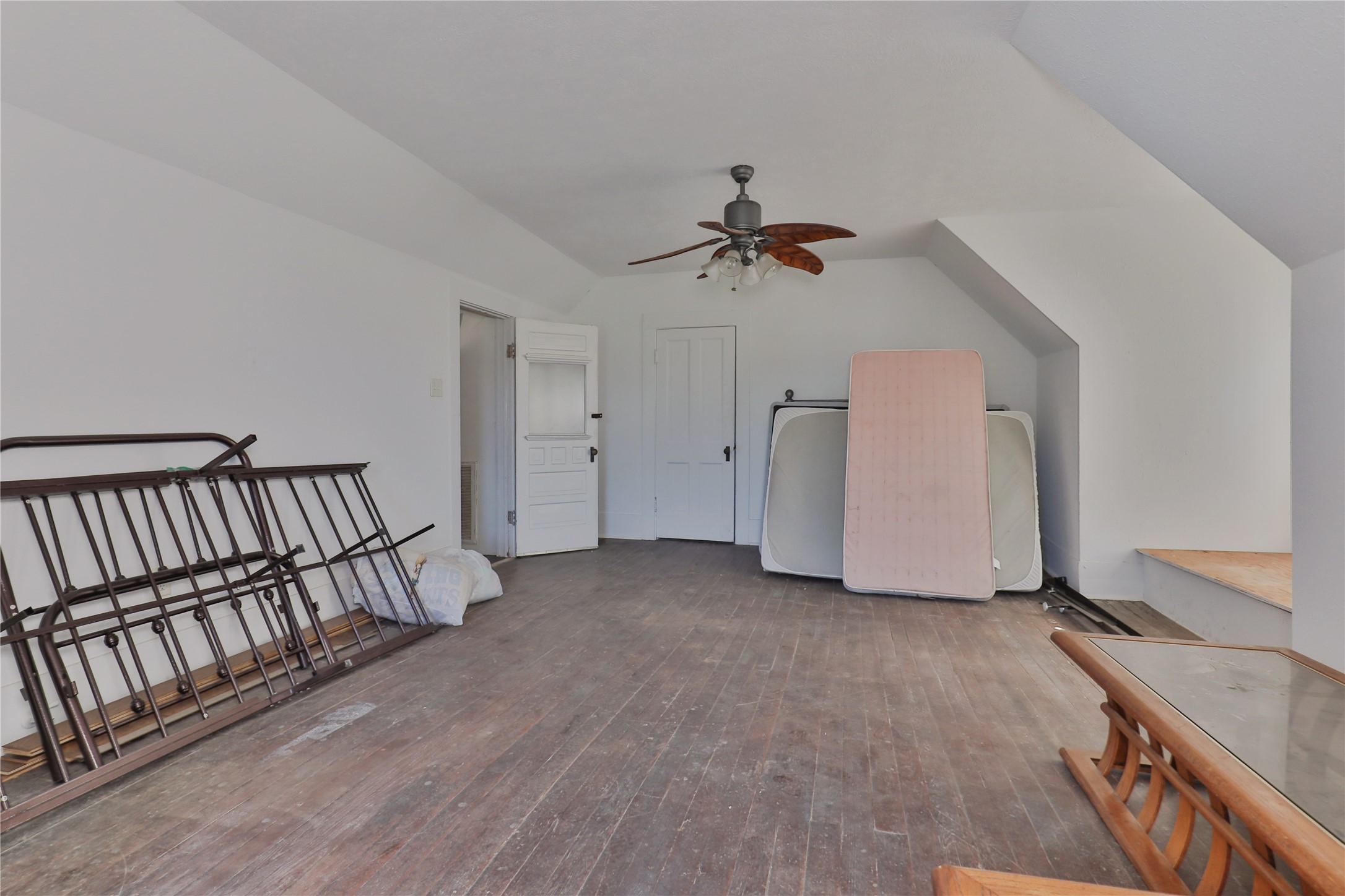 260 Fisher Street Property Photo 29