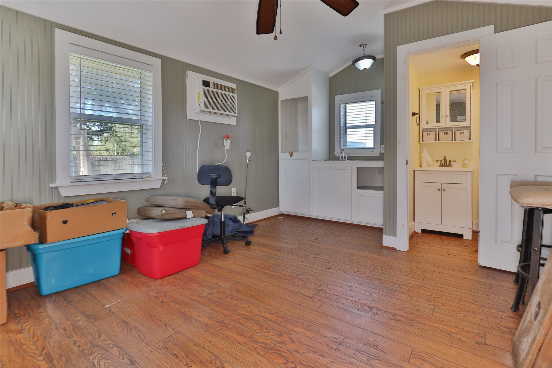 260 Fisher Street Property Photo 33