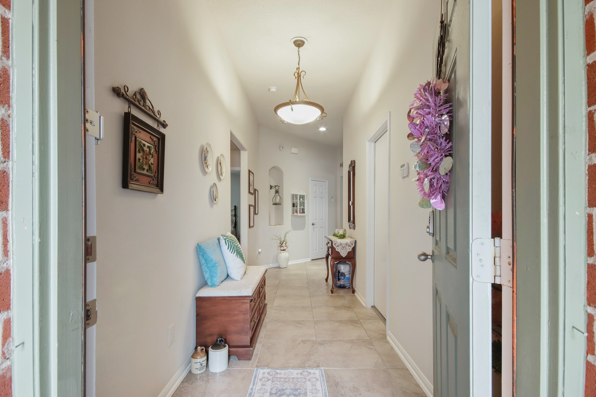 9906 Knob Hollow Way Property Photo 2