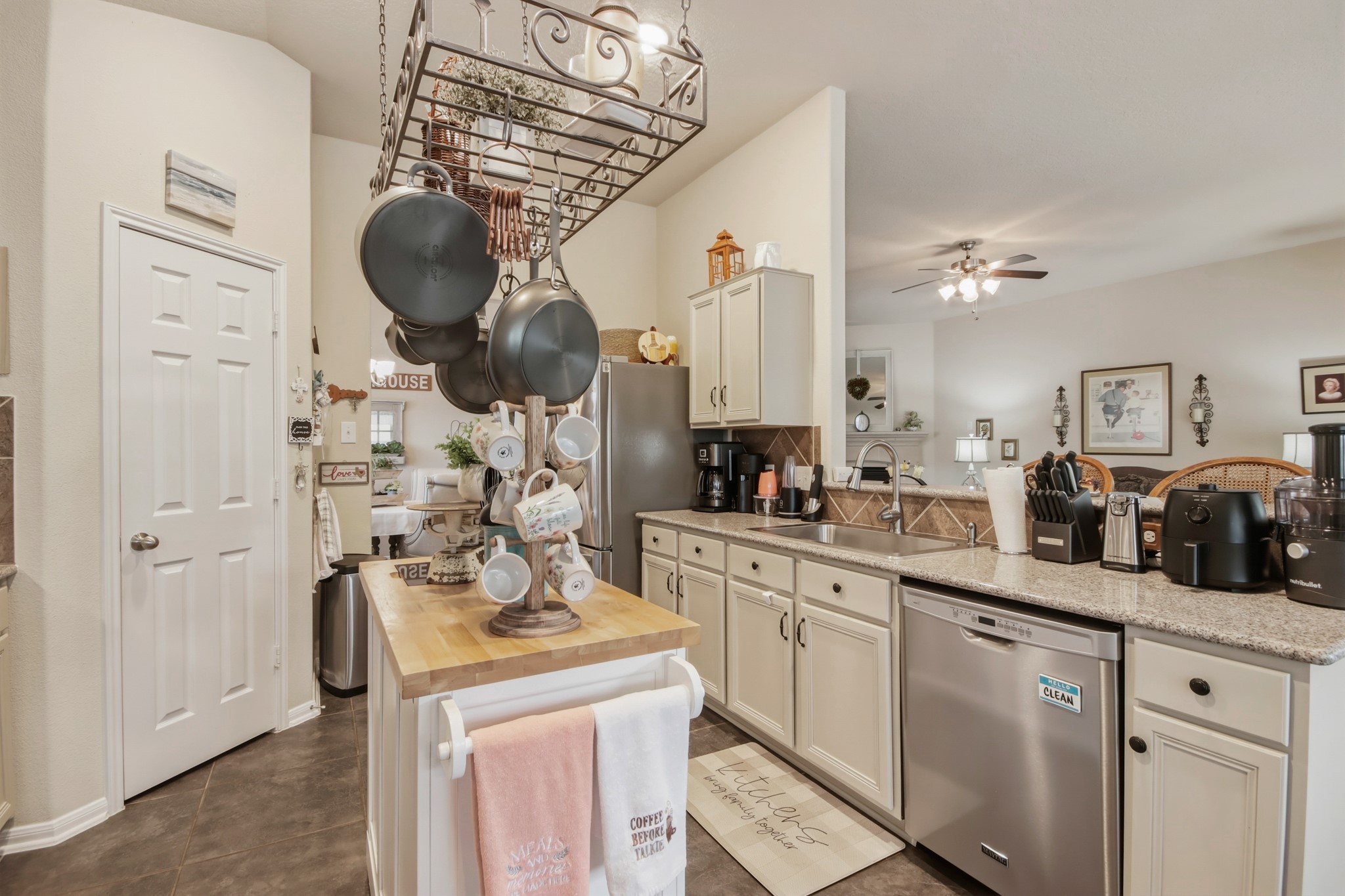 9906 Knob Hollow Way Property Photo 10