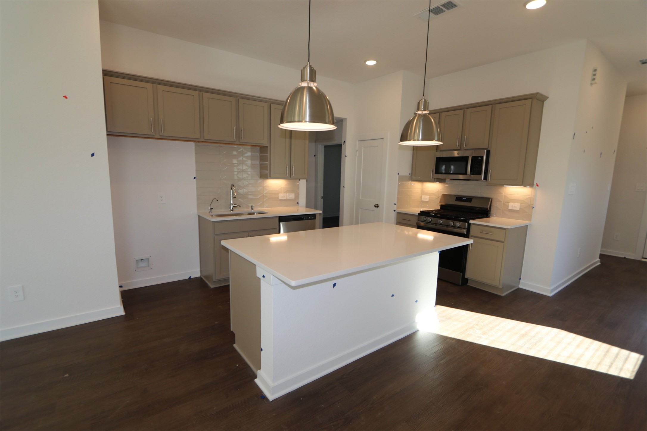 17246 Black Ash Court Property Photo 2