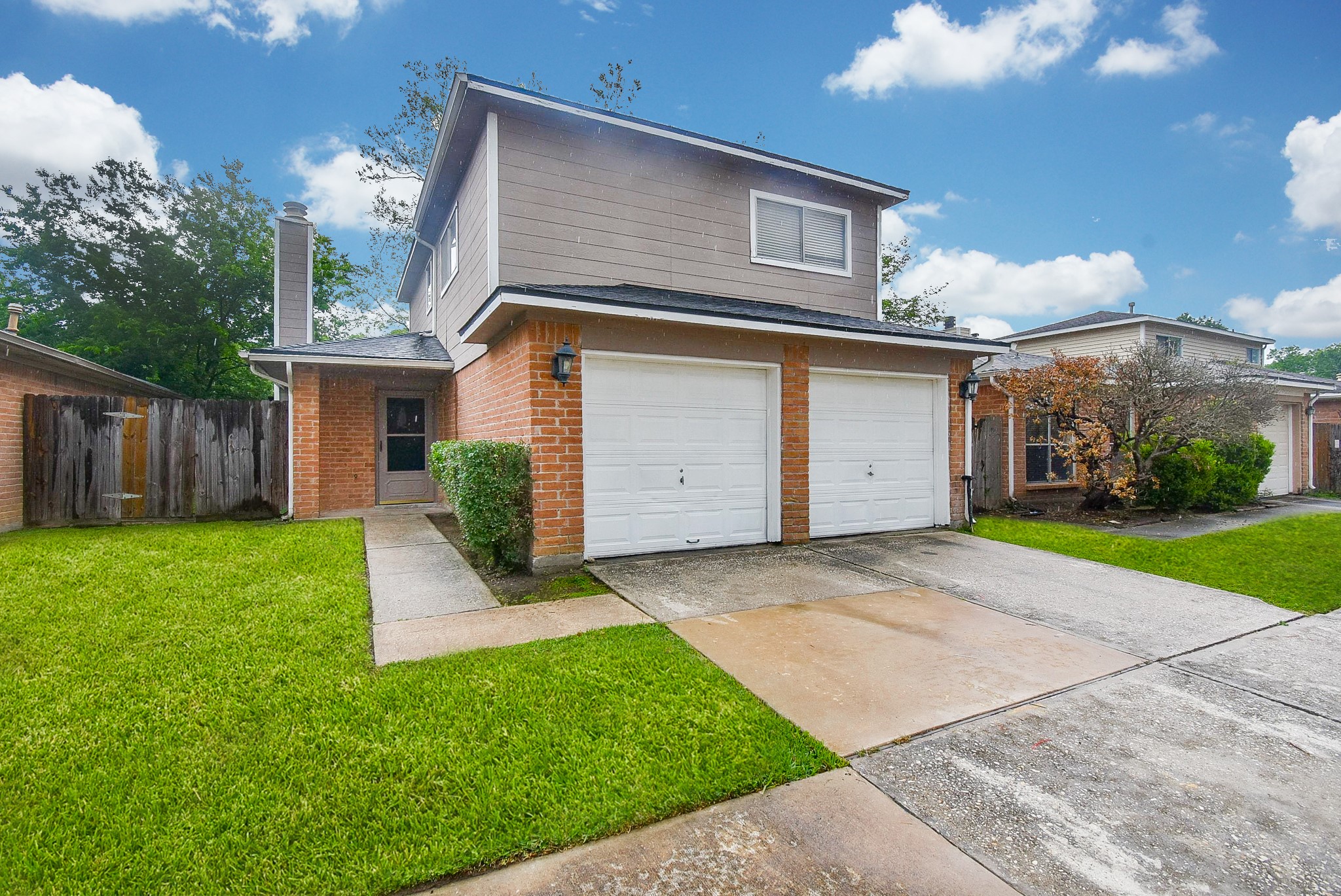 7822 Greenedge Drive Property Photo 1