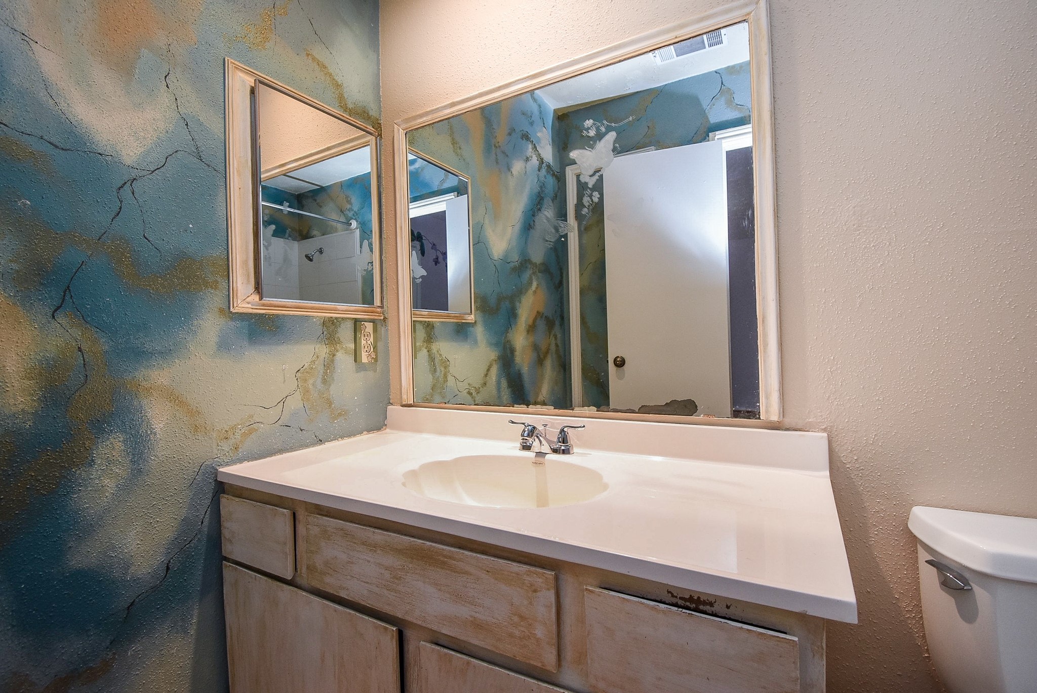 7822 Greenedge Drive Property Photo 18
