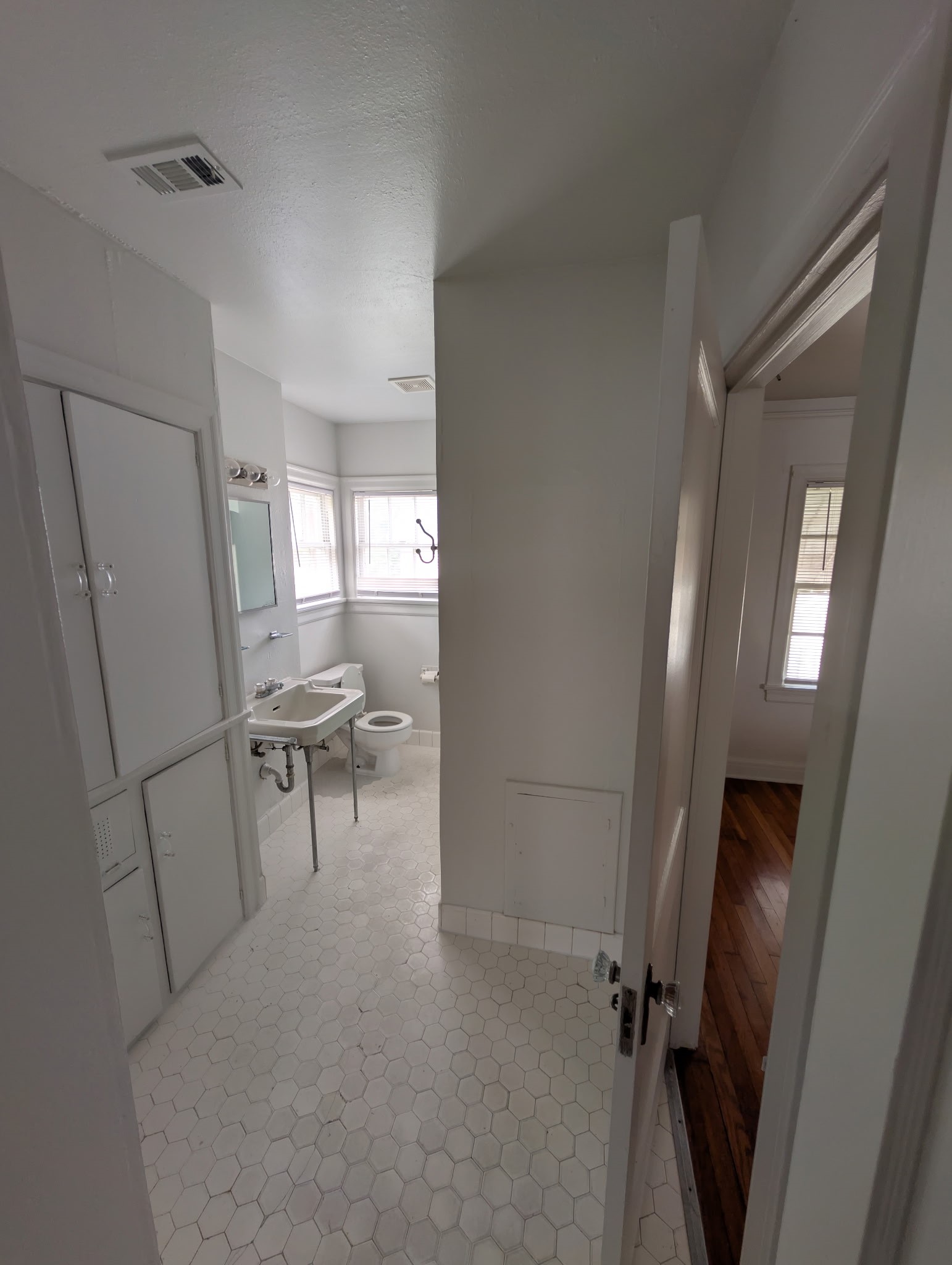 5622 Chartres Street 4 Property Photo 10